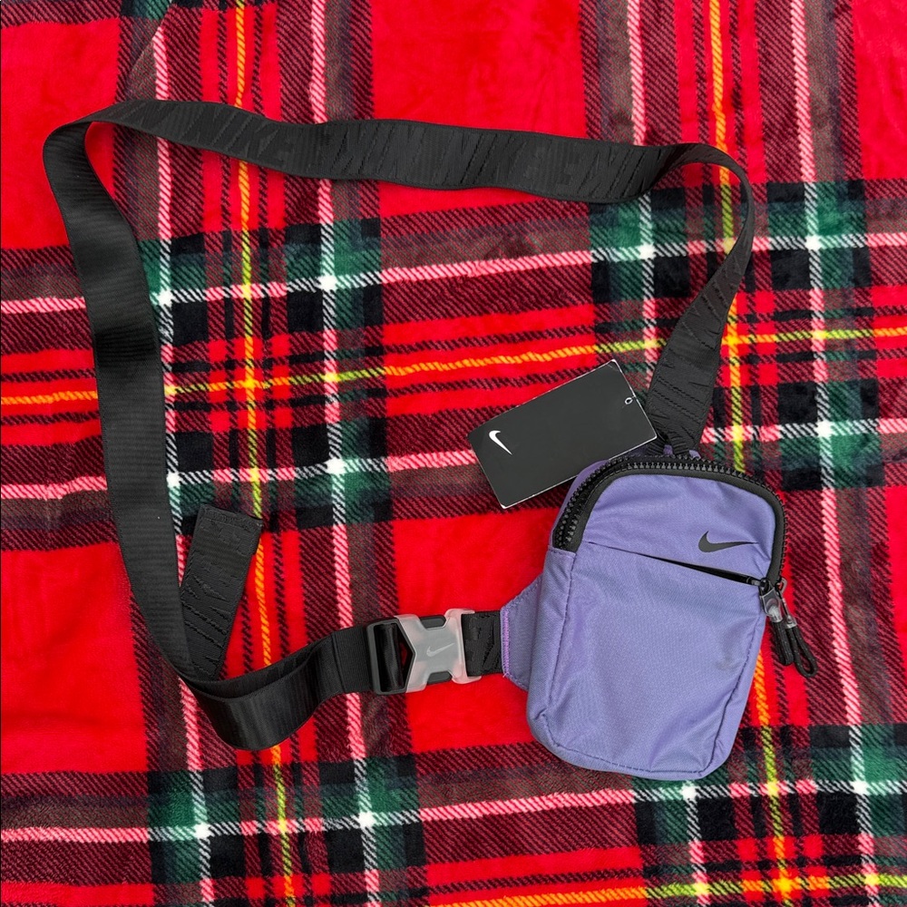 Nike Lavender Belt Bag with Black Strap